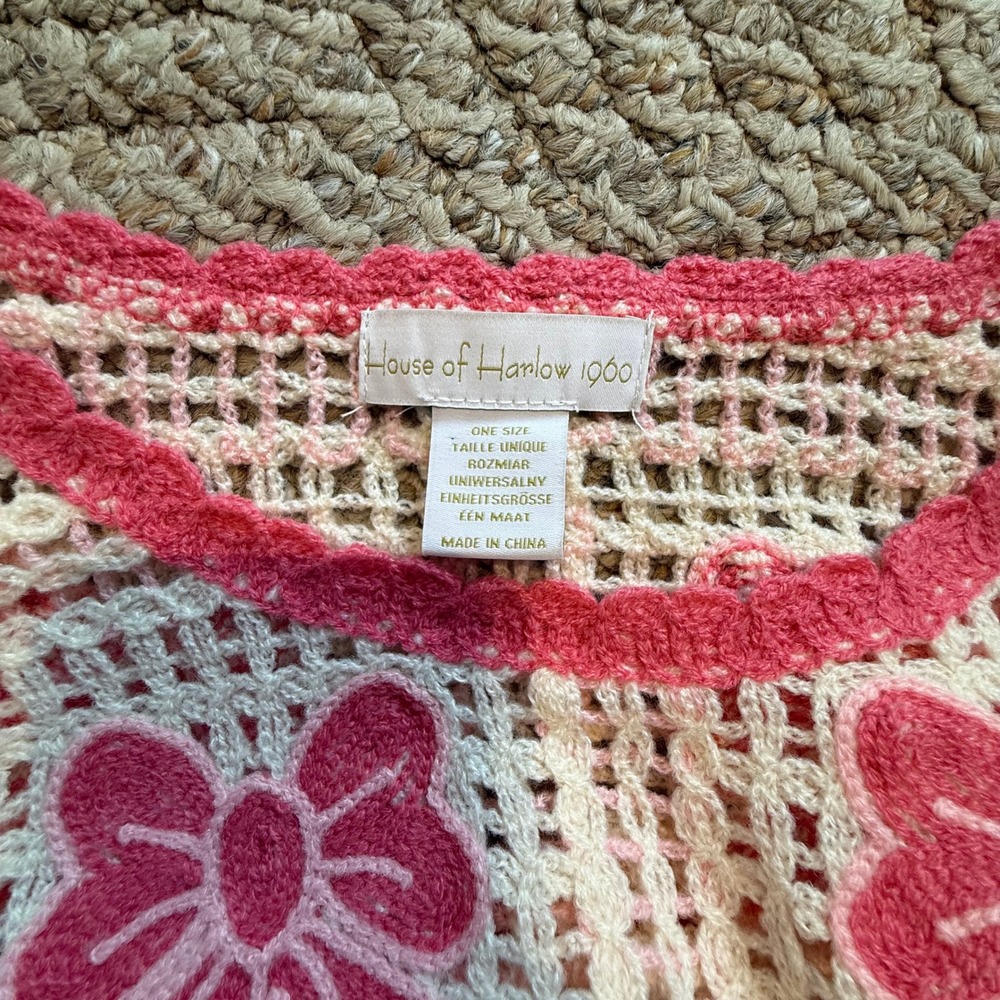 House of Harlow 1960 Cream Pink Coquette Crochet Bow Fringe Poncho Sweater‎ OS - Picture 3 of 9